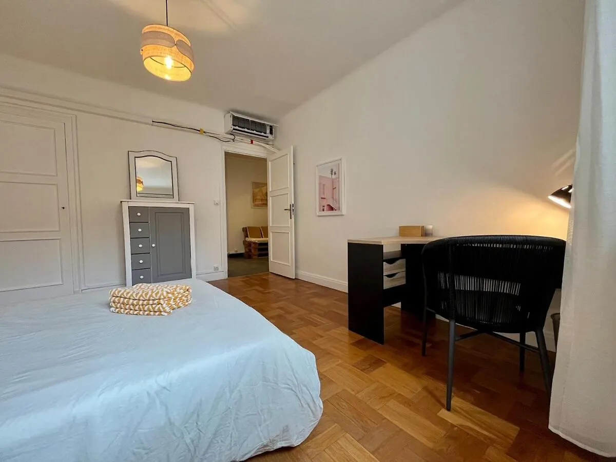 Suite Korneille Lyon France